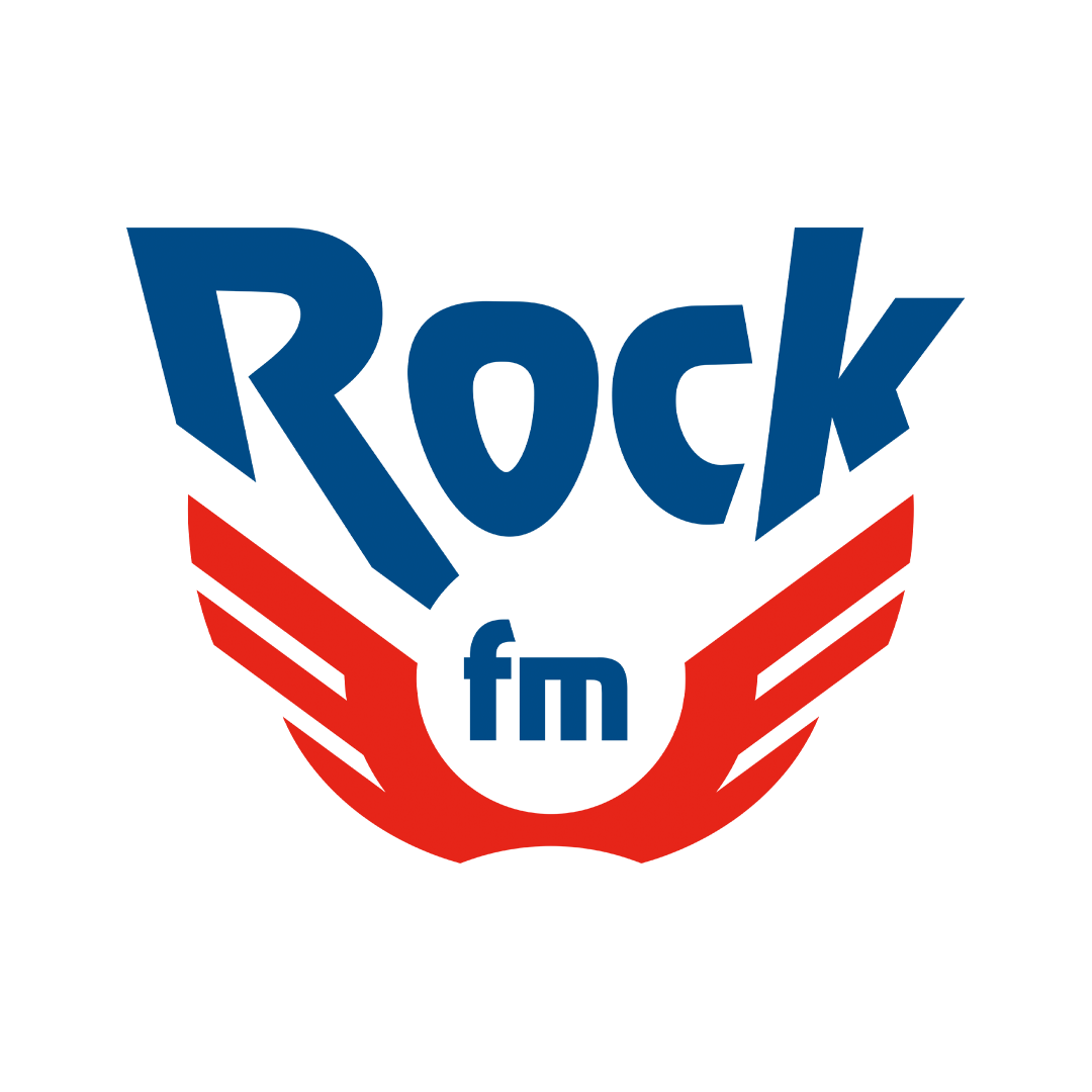 Logotipo de Rock FM en azul y rojo sobre fondo gris claro, con diseño inspirado en alas y tipografía rockera.